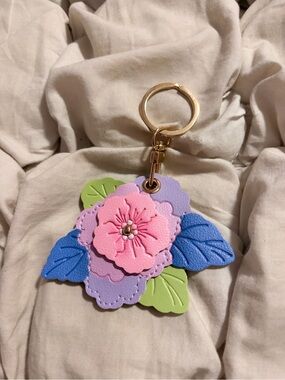 Free People Floral AirTag Holder & Bag Charm
